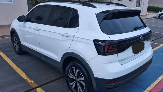 VOLKSWAGEN T-CROSS 1.0 200 TSI TOTAL FLEX SENSE AUTOMÁTICO